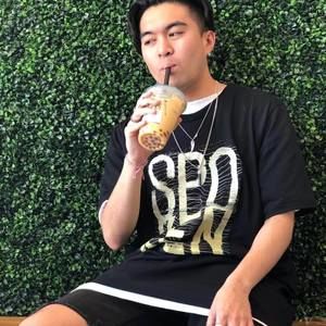 Meet your Posher, Gio